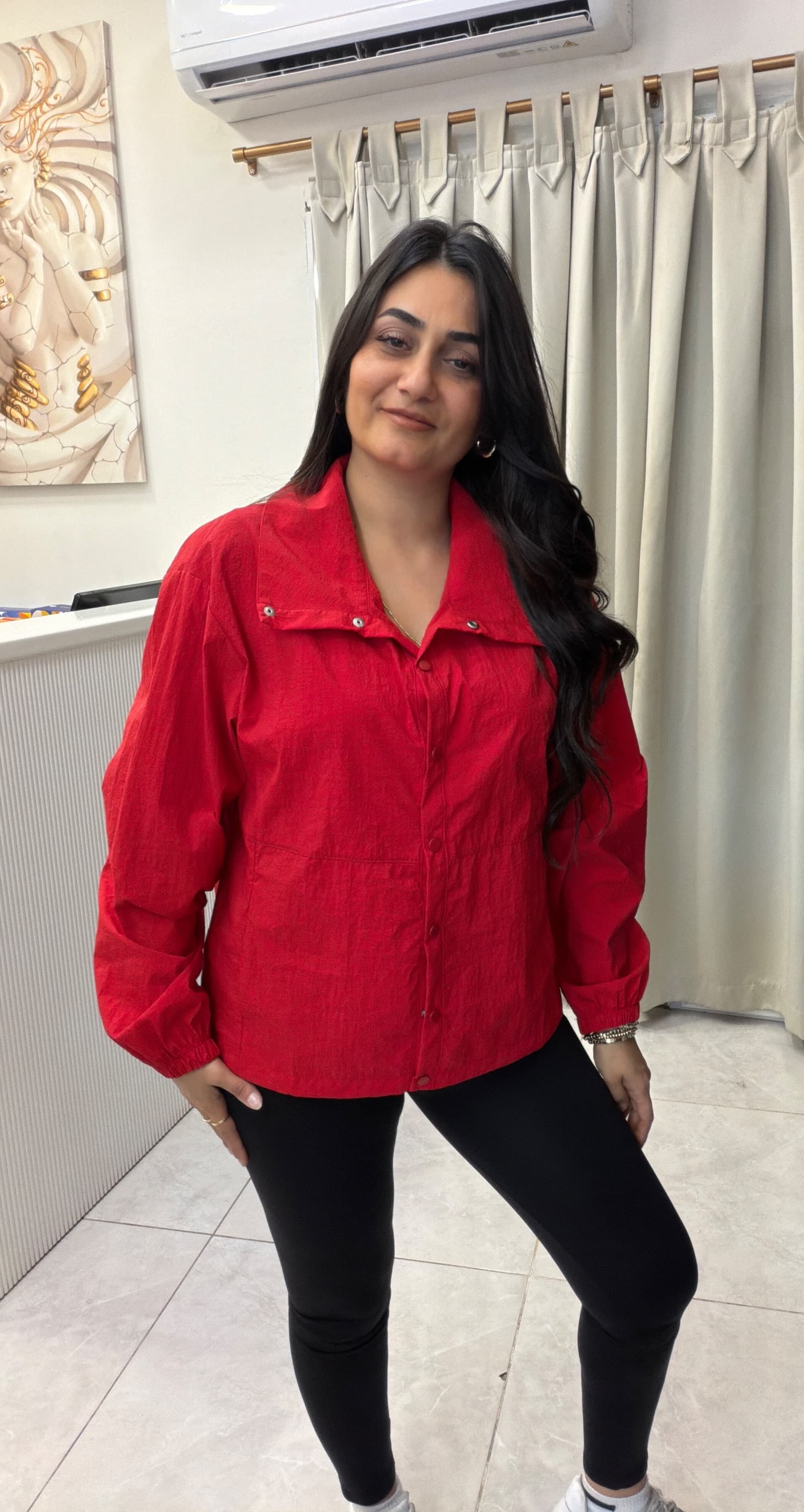 DİK YAKA LASTİKLİ KOL DETAYLI KIRMIZI CEKET