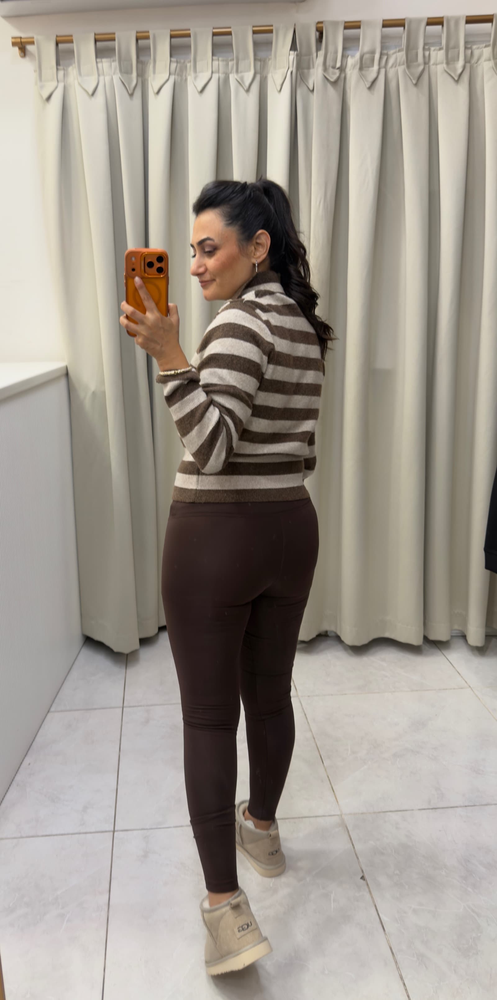 FERMUARLI YAKA KAHVE ÇİZGİLİ TRİKO